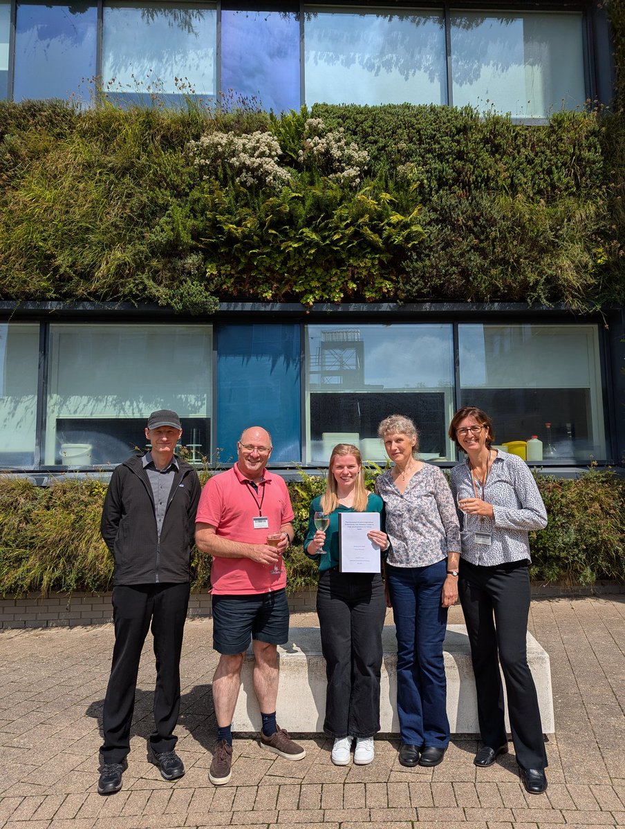 AlistairBoxall's tweet image. Congratulations to @HarrietSleight who successfully defended her PhD thesis today. It has been an absolute pleasure supervising Harriet over the past few years.