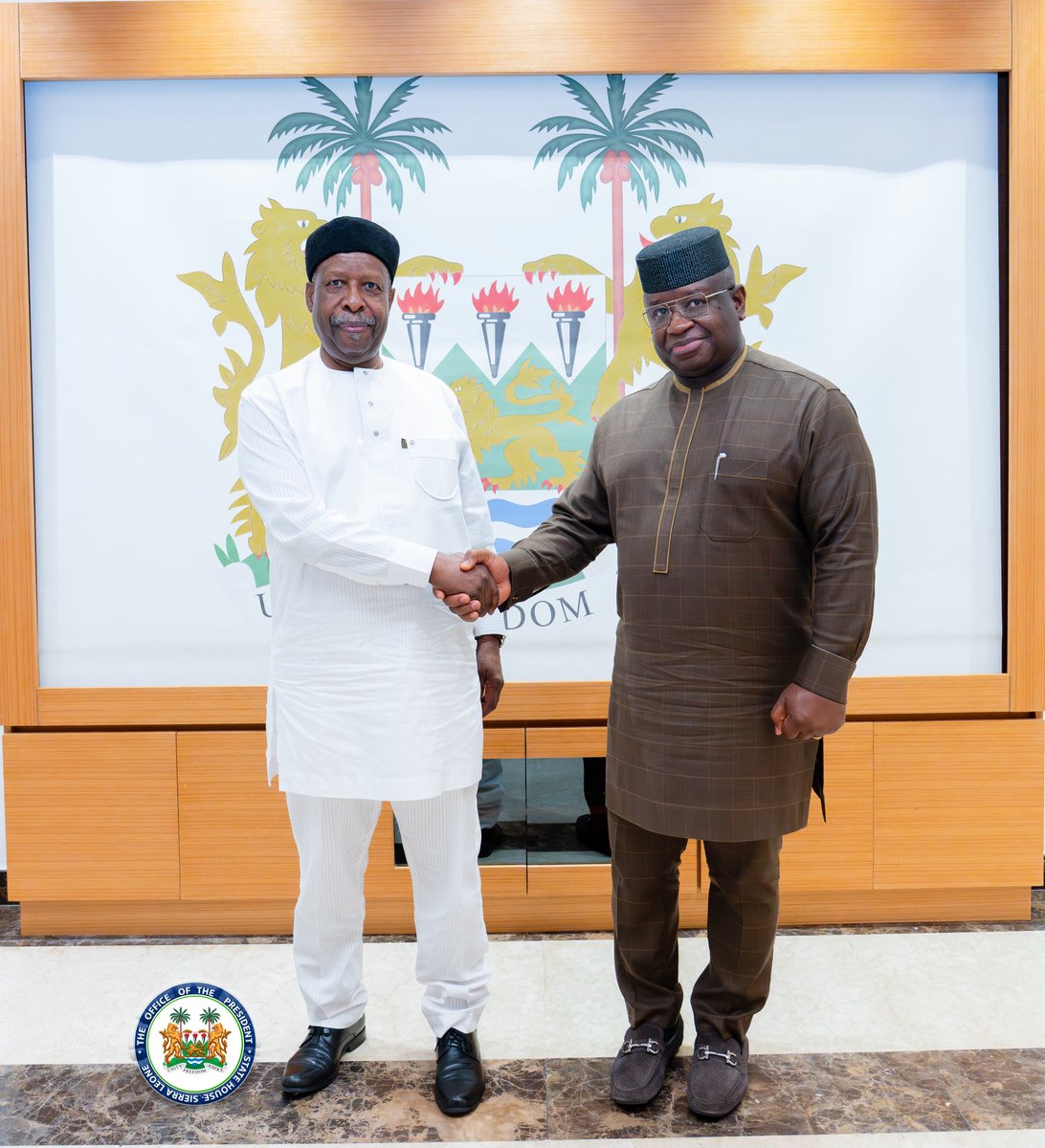 julius_maadabio's tweet image. I had a productive meeting with Leonardo Santos Simão, Special Representative of the UN Secretary General for West Africa and the Sahel. We discussed the subregion's security and ECOWAS's crucial role in fostering regional unity.
Thank you for your congratulatory message. As the…