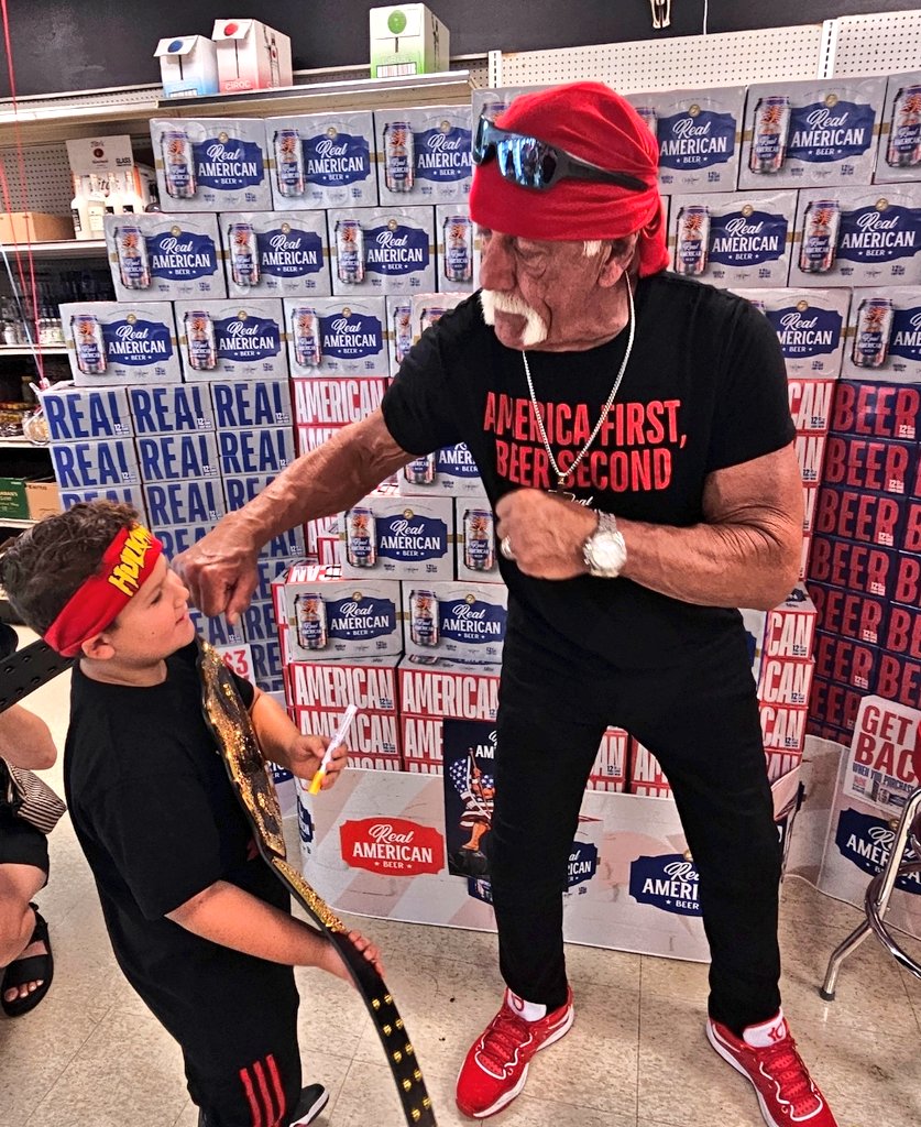 TheWWKid's tweet image. Hulk Hogan was the connection from my Grandpa to my Dad to me w/ Wrestling. My Grandpa took my Dad to WWF at MSG to see Hulk Hogan. Then my Dad and I started watching WWE together a few years ago. I met Hulk just 5 months ago, and those memories are what I'll choose to remember…