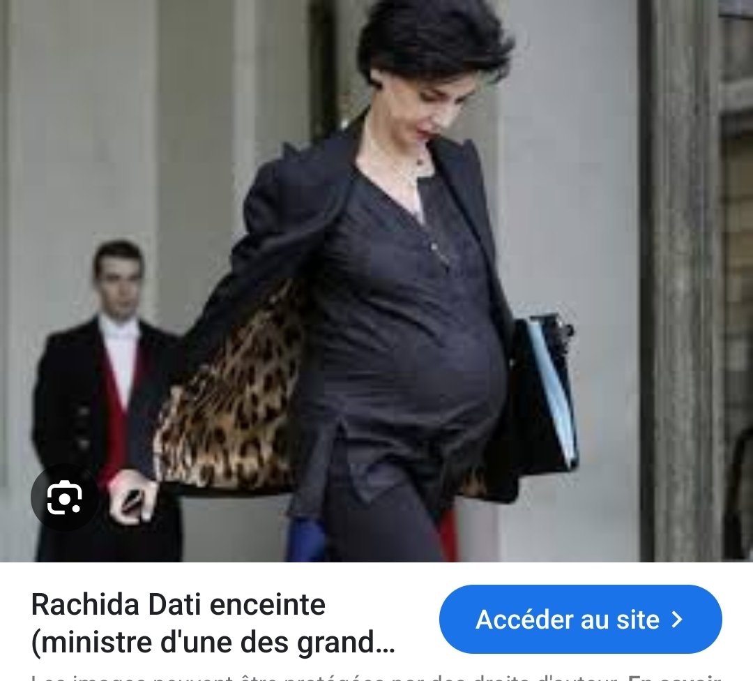 Ségolène Royal, Carla Bruni, 2 femmes de présidents ont abondamment été prises en photo enceintes ainsi que d'autres femmes comme Rachida Dati.
Ce n'est donc PAS une atteinte à la vie privée.
Pourquoi Brigitte Macron n'a-t-elle pas une seule photo jeune et/ou en future maman ?
