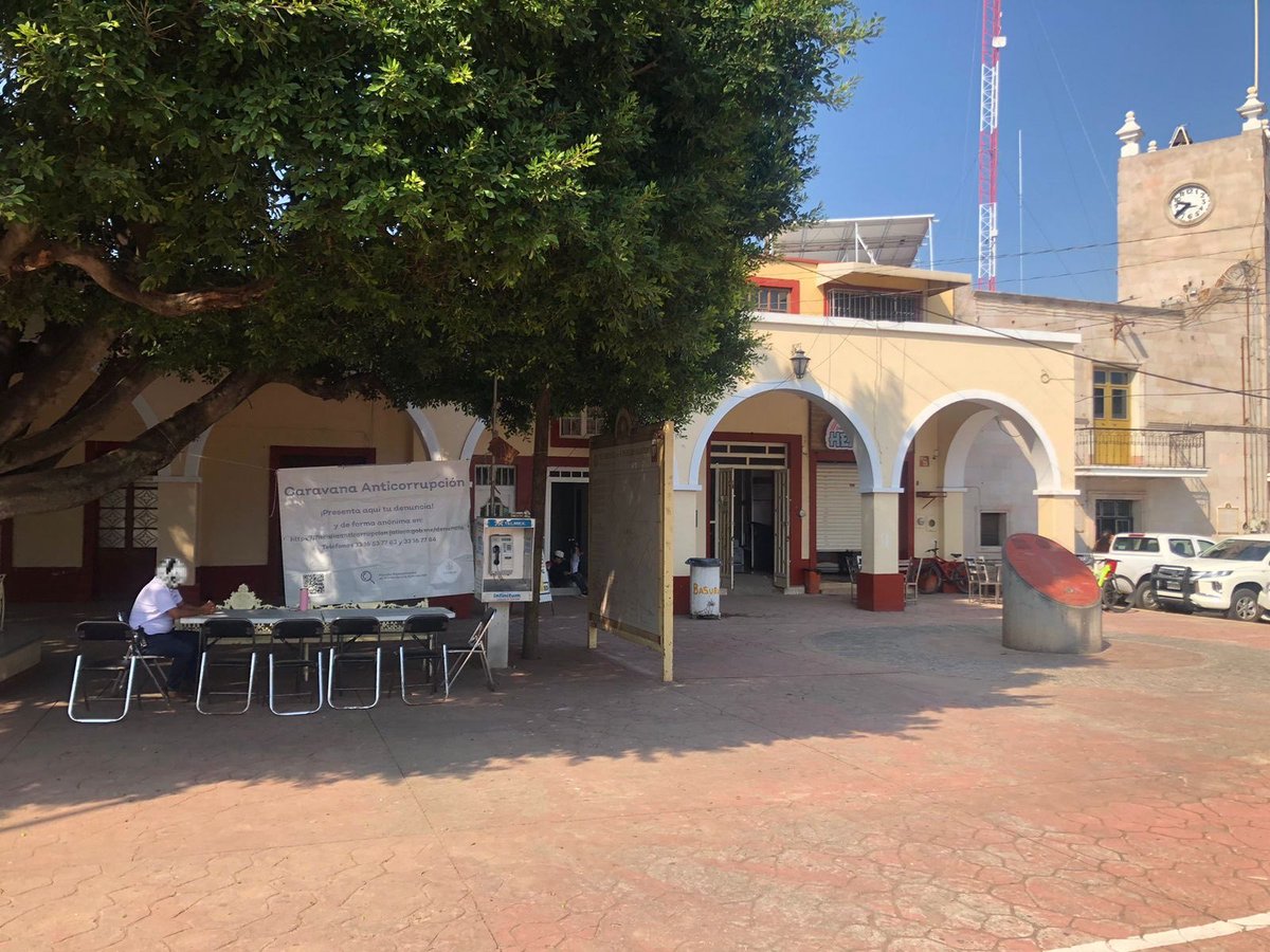 📣 ¡Arenal, recuerda que hoy tenemos una cita!

La #CaravanaAnticorrupción ya está en la Plaza Principal 🏛️
🕘 Estaremos hasta las 15:00 hrs.

Acércate, infórmate y denuncia.
¡Tu voz importa! 💜

#TuDenunciaCuenta #JaliscoSinCorrupción #FiscalíaJalisco #HazLoCorrecto