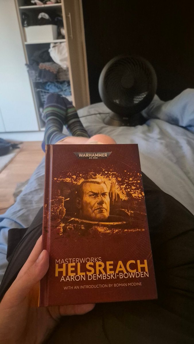 Futurismo234's tweet image. Doing some quality reading 

Sike I am still at work 😢