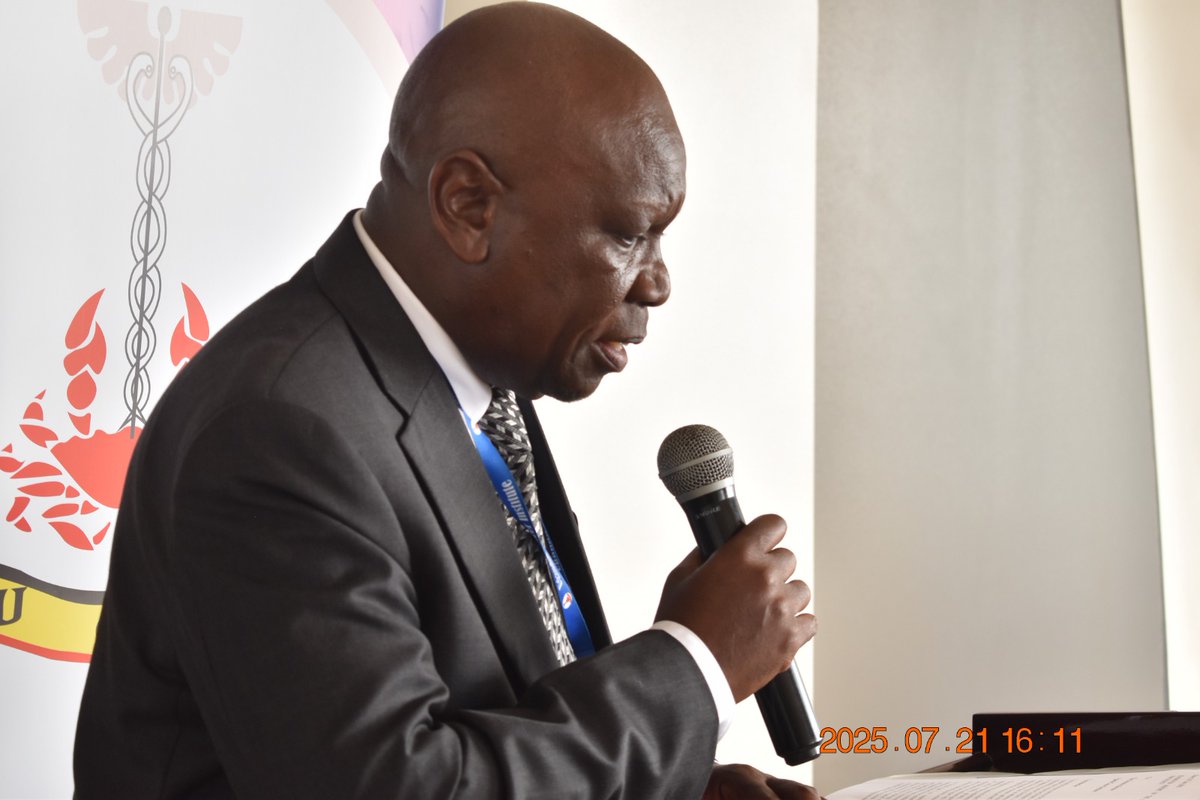 UgandaCancerIns's tweet image. On Monday evening, Management appreciated the dedicated service of Dr. Israel Luutu who has reached the mandatory retirement requirement.
We appreciate your unique service. We forward to re-engagement with you.
#FightCancerUg