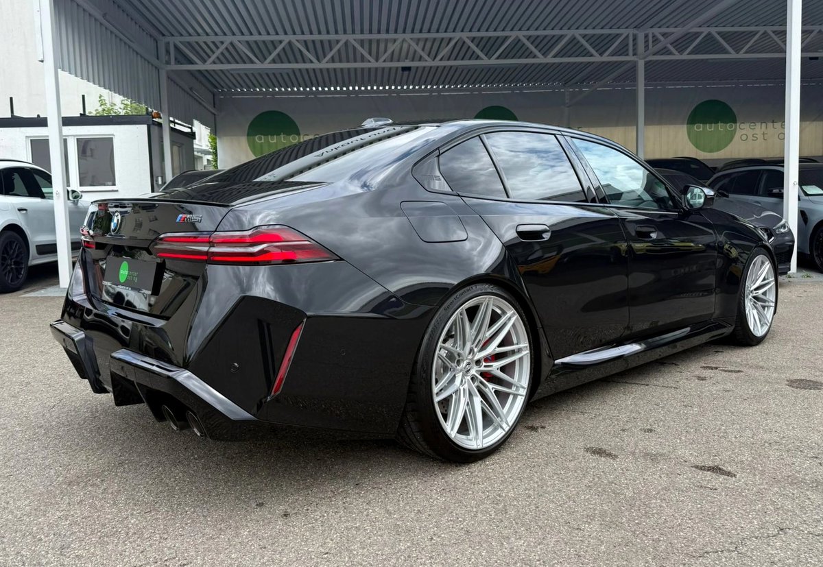 Earlsimxx's tweet image. Say no ❌ to black wheels