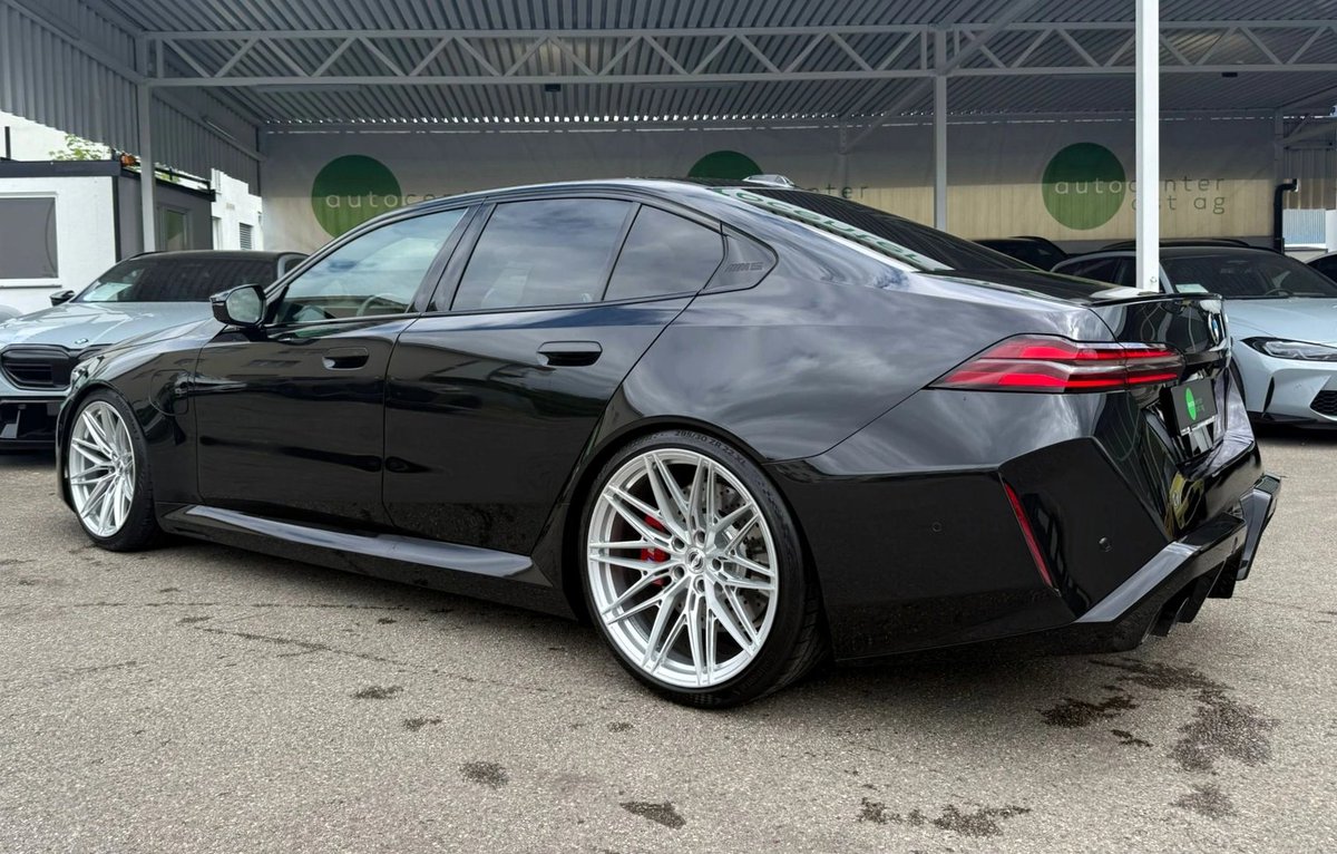 Earlsimxx's tweet image. Say no ❌ to black wheels