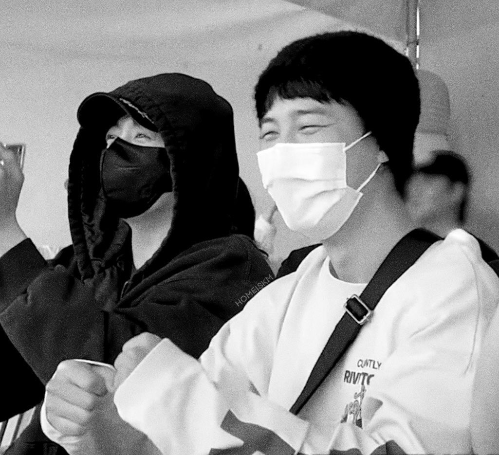 homeiskm's tweet image. 🖤🤍