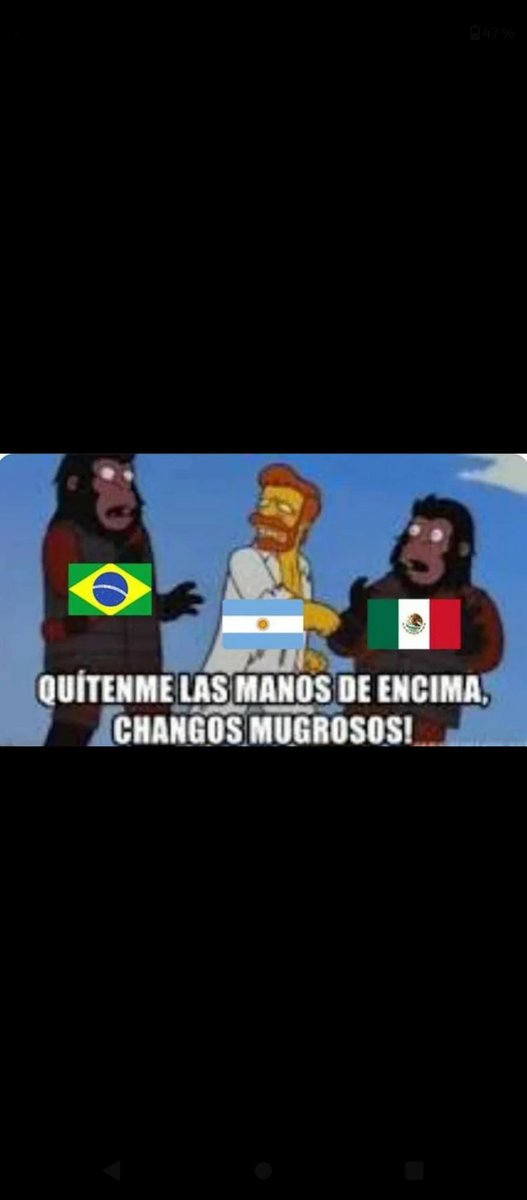 Los macacos pasaron de festejar mundiales a llorar racismo y festejarle memes a los mejichangos
Entre simios se entienden