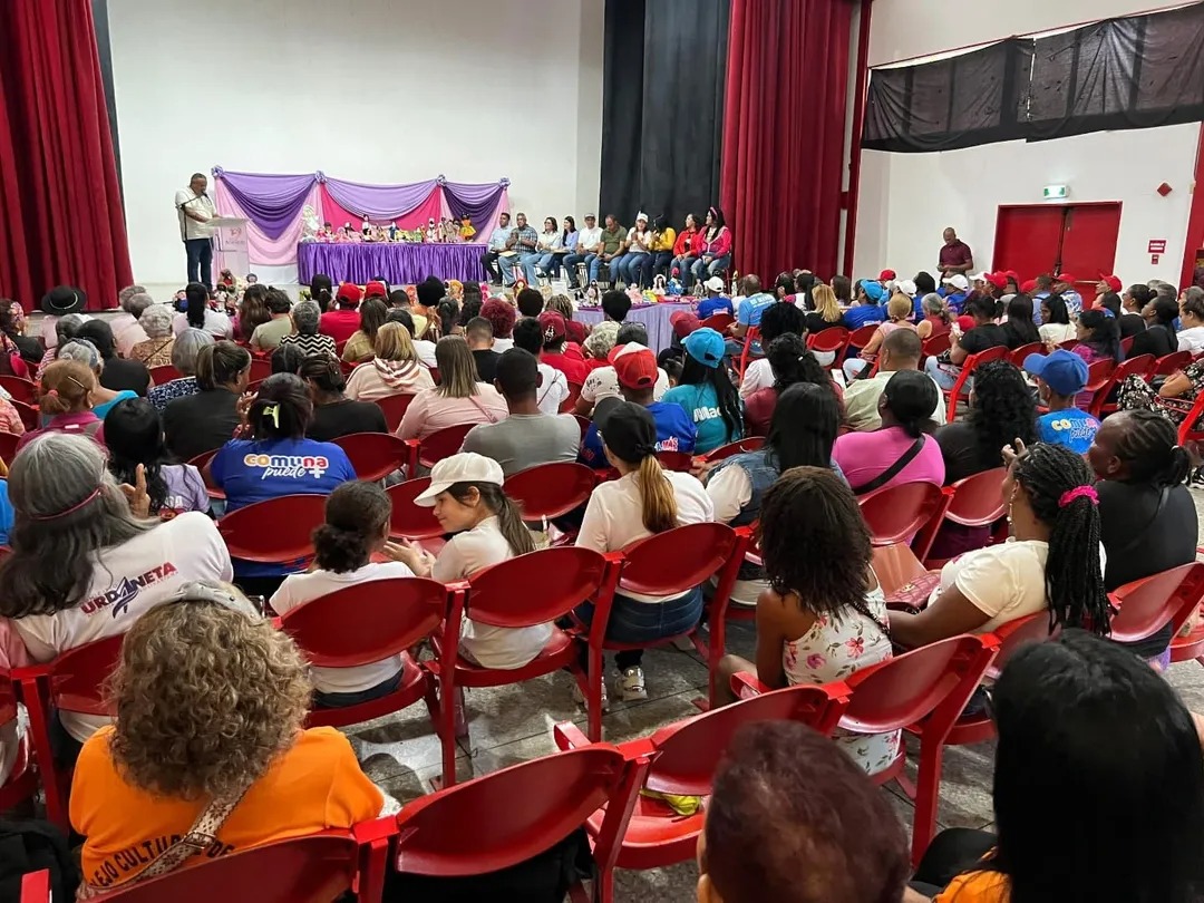 Activarán 200 Bodegas Comunales en Acevedo para fortalecer la economía productiva

#Miranda #24Jul n9.cl/ve76o