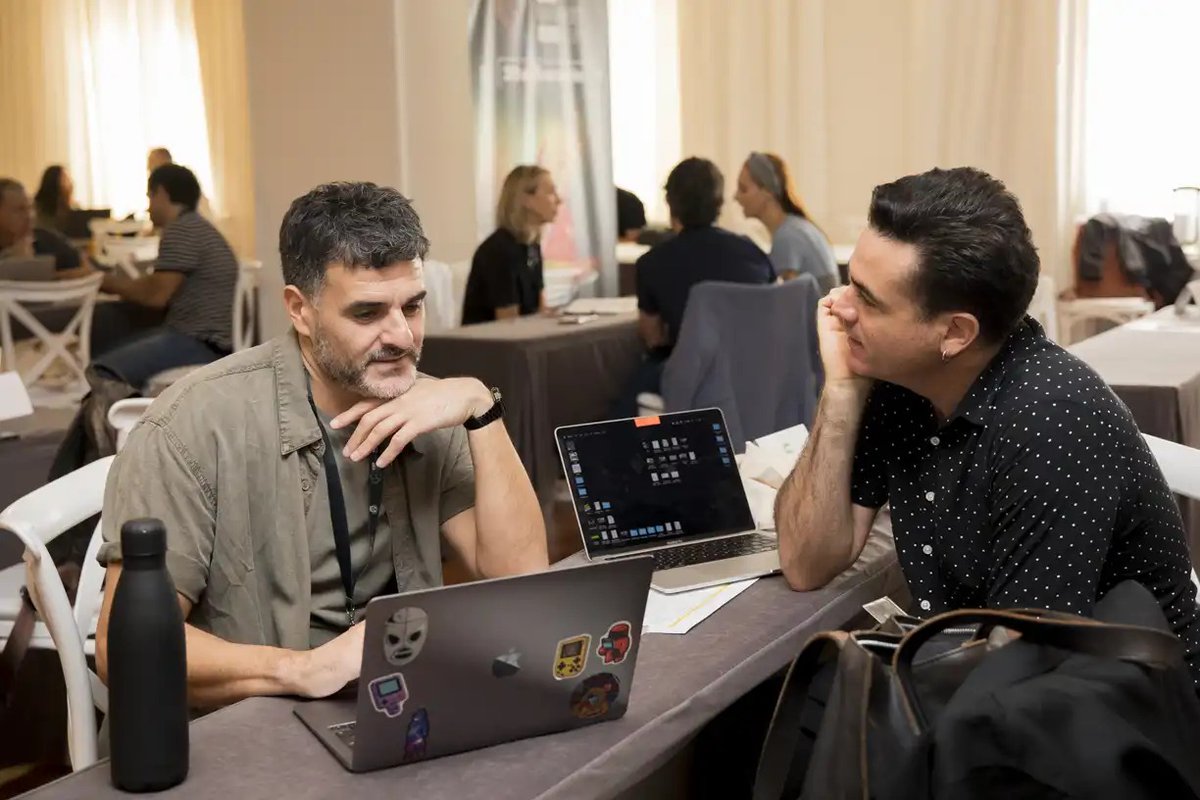 🎬 ¡Seguimos en marcha! 🎟️
La convocatoria de CIIF Market 2025 sigue abierta — ¡pero el tiempo corre! ⏳

¿Tienes un proyecto con potencial?
Guionistas, productores y creadores: esta es vuestra oportunidad de despegar 🚀

📍 Inscríbete en ciifmarket.com
❗ Hasta el 07/09