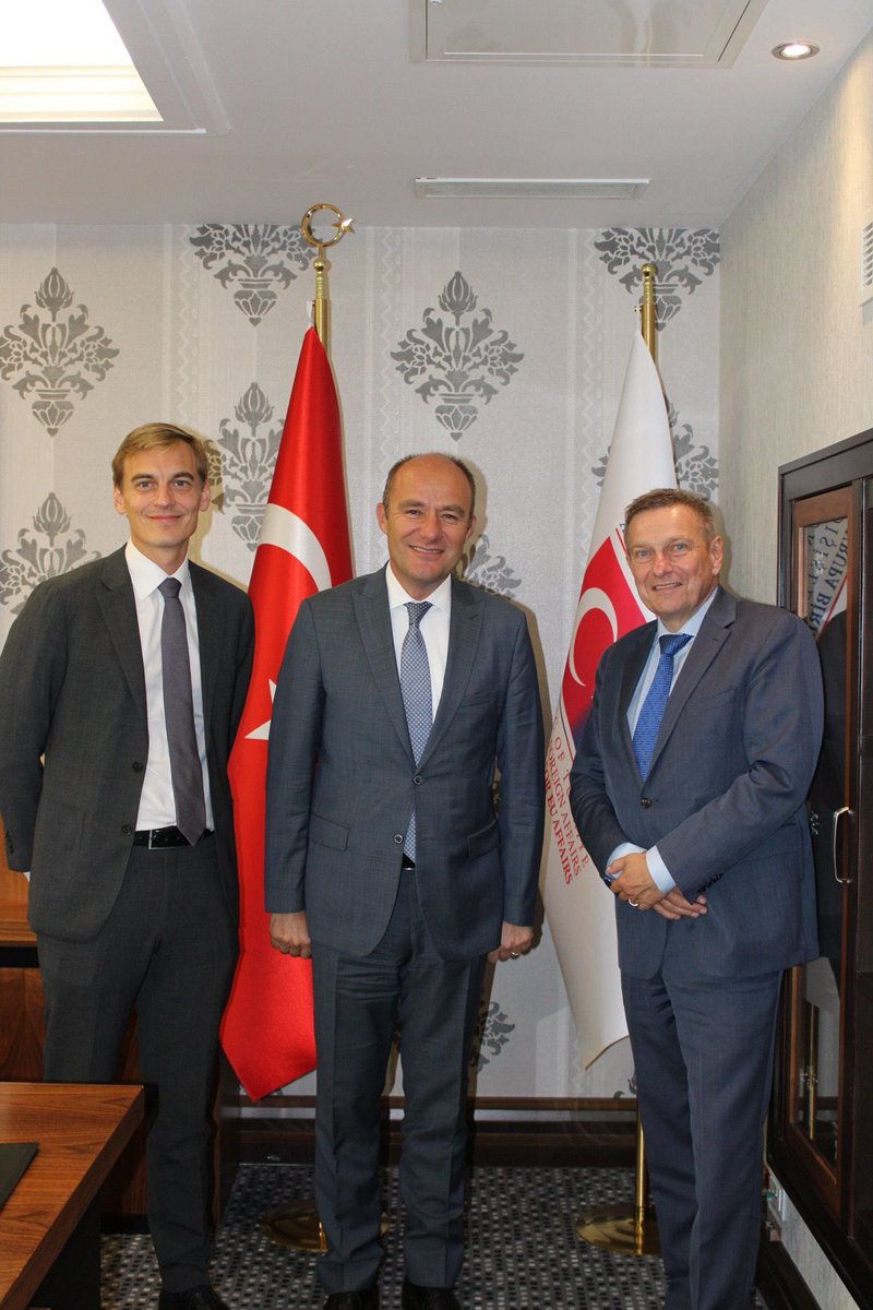 🇩🇰🤝🇹🇷
Bugün AB’nin Dönem Başkanlığını yürüten Danimarka’nın Ankara Büyükelçisi Sayın Ole Toft <a href="/DKAmbTurkiye/">Ole Toft</a> ile verimli bir görüşme gerçekleştirdik.

AB mali işbirliği başta olmak üzere, iklim değişikliği, sürdürülebilir kalkınma, dijitalleşme ve yeşil ekonomi alanlarında