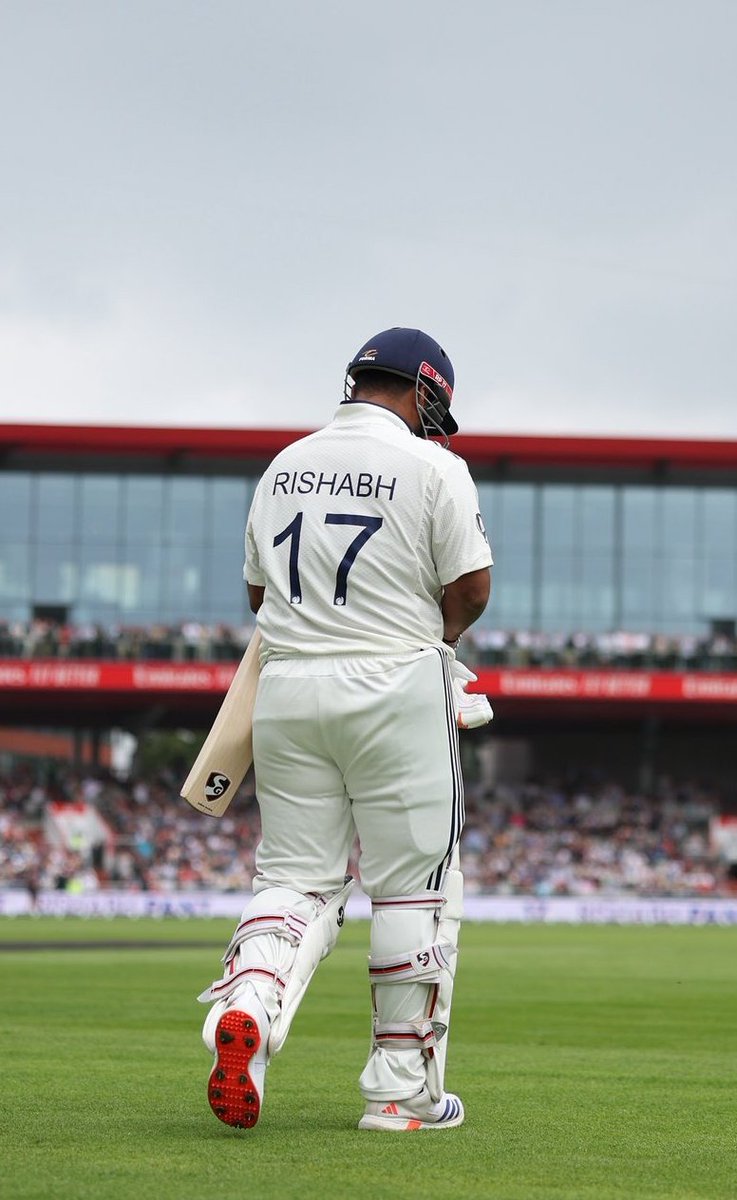 anmolr14's tweet image. Artist - @JofraArcher 🙂
Rishabh Pant you're the brave hero 🇮🇳 👏
#ENGvsIND #RishabhPant #jofraarcher #BenStokes