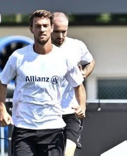 magicmike_jfc's tweet image. gli anni passano, ma le vecchie amicizie restano