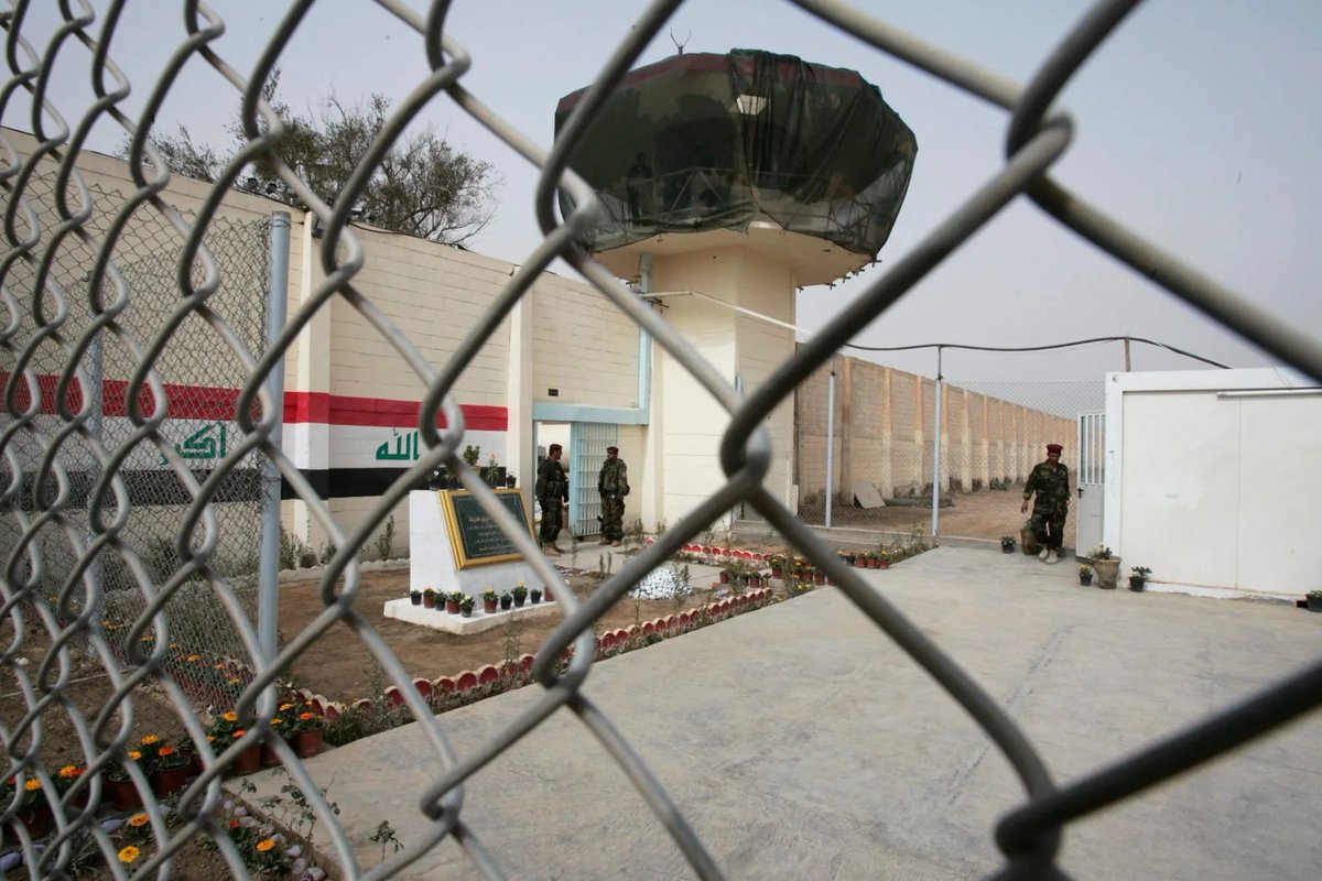 IJFMedia's tweet image. A U.S. defence contractor found responsible for conspiring to torture Iraqi prisoners at the notorious Abu Ghraib prison was awarded a multimillion dollar Canadian defence deal. Read up on what this deal entails. buff.ly/WsJYLNu 

#cdnpoli