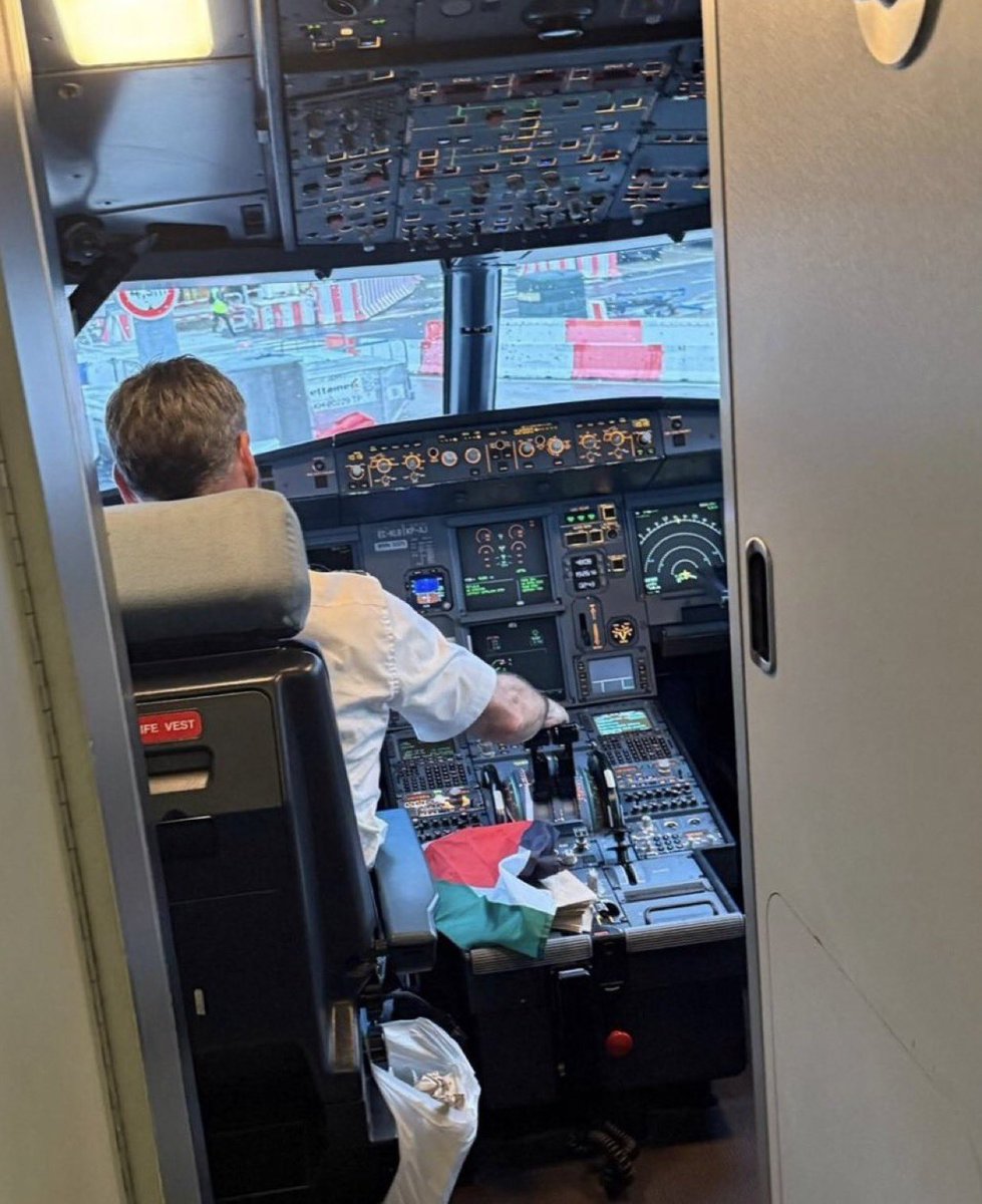 Be honest. Would you feel safe flying on a plane with a pilot carrying a Palestinian flag?