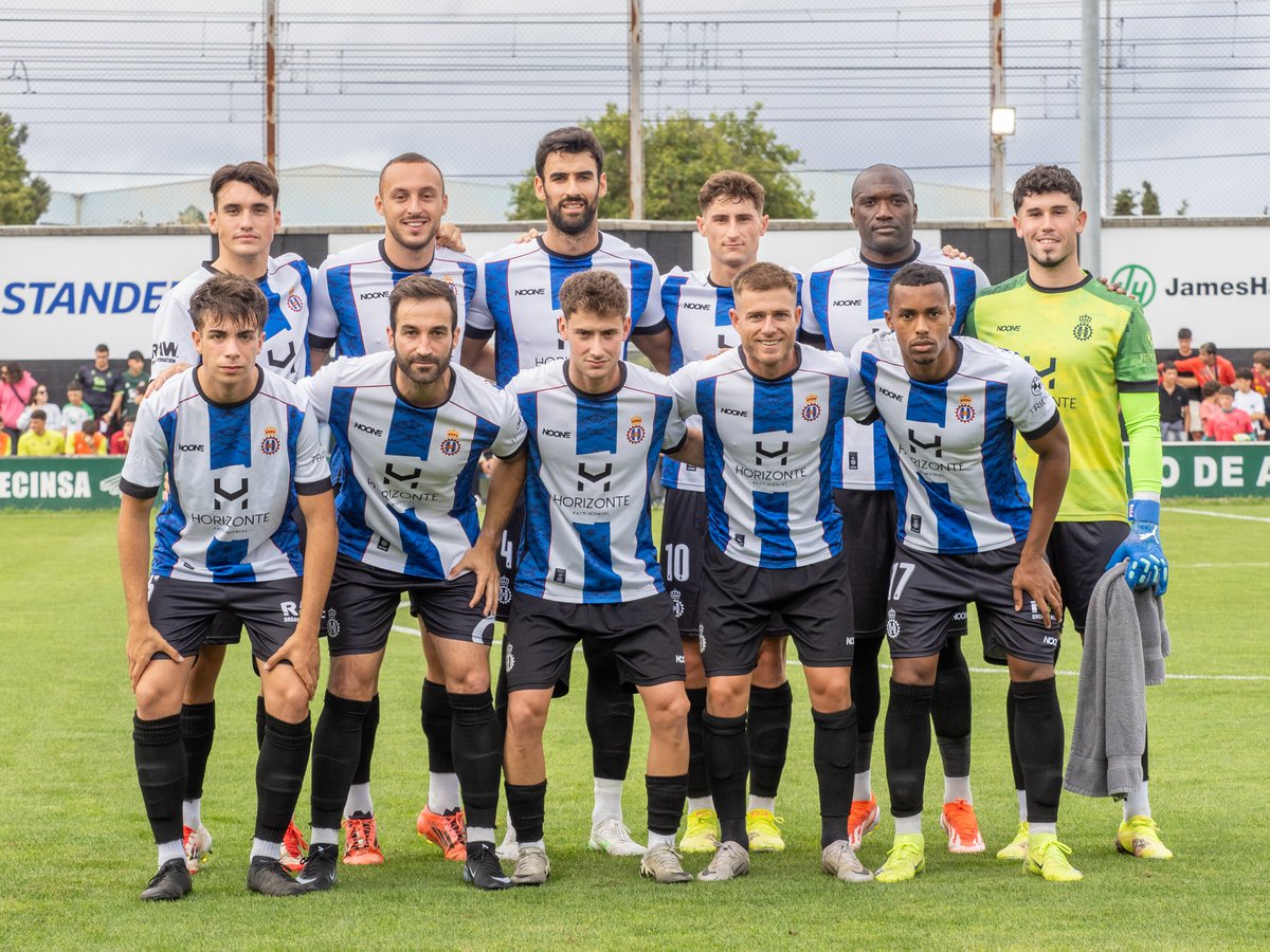 RealAvilesInd's tweet image. 📸 ⚽

#RealAvilésIndustrial 🔵⚪🔴