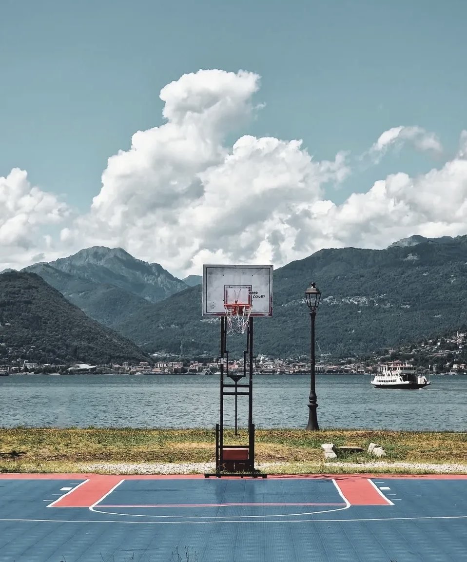 dave_severns's tweet image. Hoop of the Day…. Varese, Italy #hoopoftheday