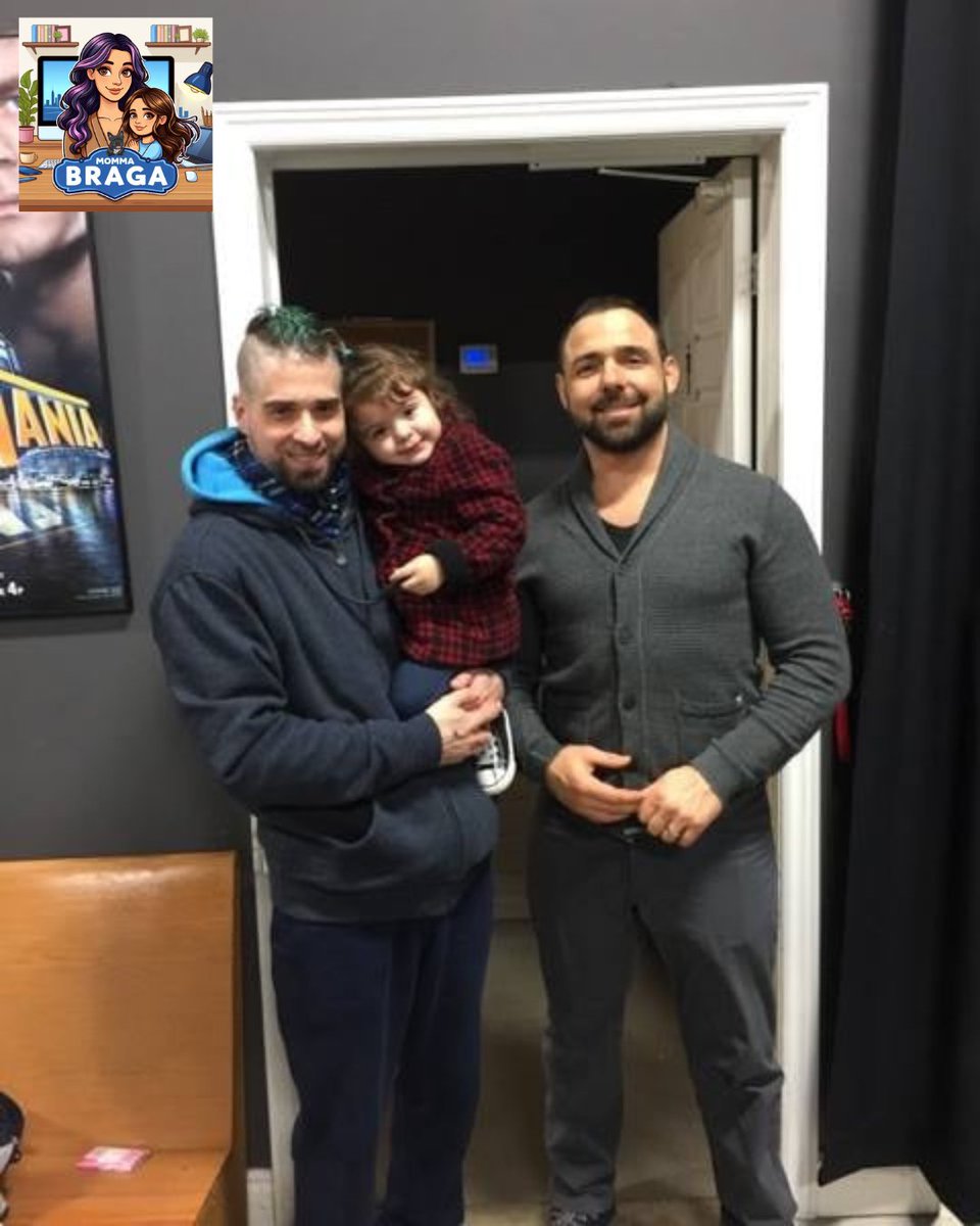 #TBT Little Nikki, starstruck by the powerhouse presence of wrestling legend Santino .<a href="/milanmiracle/">Santino Marella</a> 💙

Can't believe she is turning 11 next week! 😱