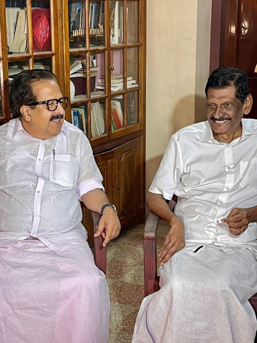 chennithala's tweet image. Called on Kerala Congress leader Shri. PJ Joseph at his residence in Thodupuzha today who is celebrating his birthday. 
Our relationship goes back decades back. An important alliance partner of UDF in Kerala, PJ Joseph has played a pivotal role in shaping UDF. He is and has…