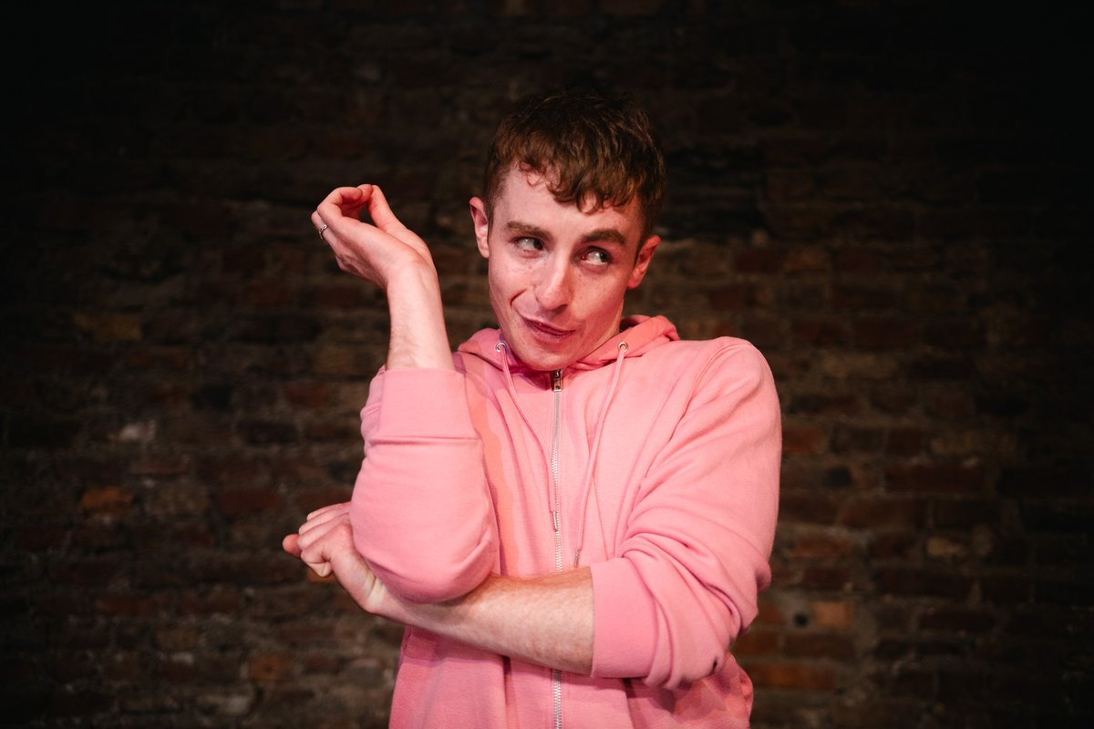 smockalley's tweet image. Fancy a laugh and some culture on your lunch break? We're delighted to offer a 1PM performance of DANNY RYAN tomorrow (Fri 25th Jul)!
“Whos that!? He’s so fine! Me-oh-my, its DANNY RYAN!”
🎭 DANNY RYAN
📅 Tonight and Fri 8PM + 1 PM Friday
🎟️ shorturl.at/r9PCR