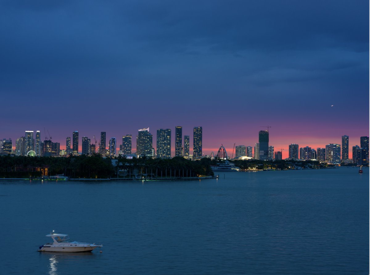 Miami Skyline Burning Gold During Sunset Hour
#MiamiNights #CityGlow