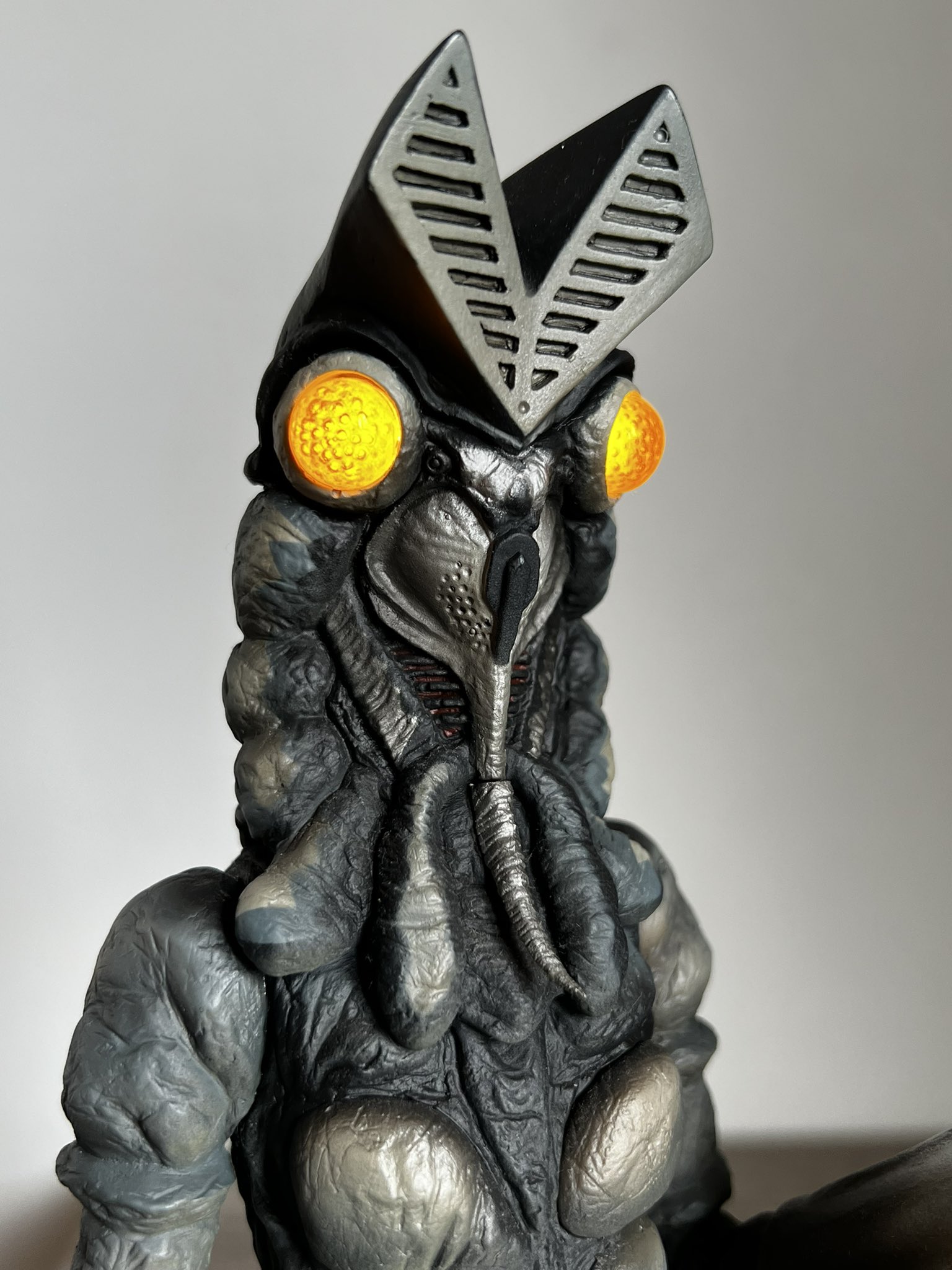 ✴️送料無料✴️巨大バルタン星人 バルタン星人のソフビフィギュアが全高約52センチのビッグサイズ