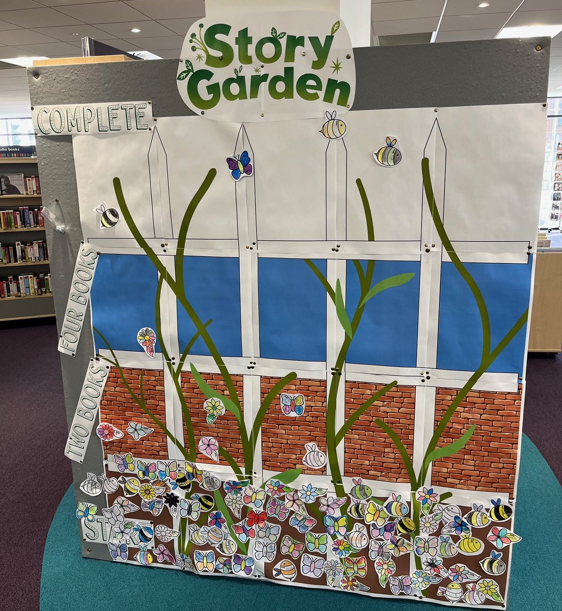 HorleyLibrary's tweet image. Yesterday we signed up just over 70 children to this year's #SummerReadingChallenge so the "Start" section of our Progression Wall is getting pretty busy! But we can always find space for more - to join the Challenge simply pop in to see us at the library.
@SurreyLibraries