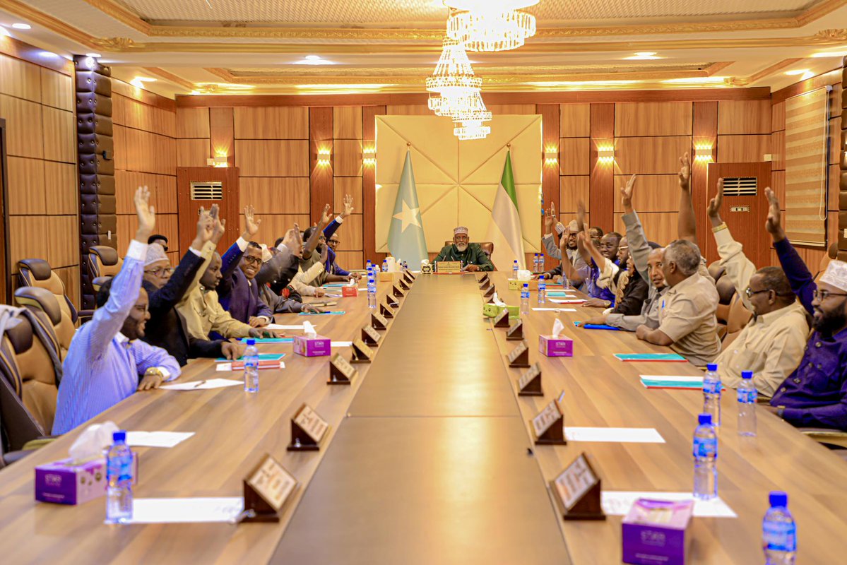 HBNonlineTV's tweet image. #WAR: Golaha Wasiirrada Jubaland iyo Madaxweyne Axmed Madoobe oo war ka soo saaray dagaalkii Beled Xaawo
hbnonlinetv.com/golaha-wasiirr…