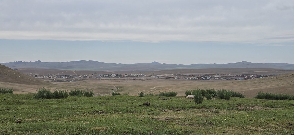 Нутаг гантай уйтай байна.