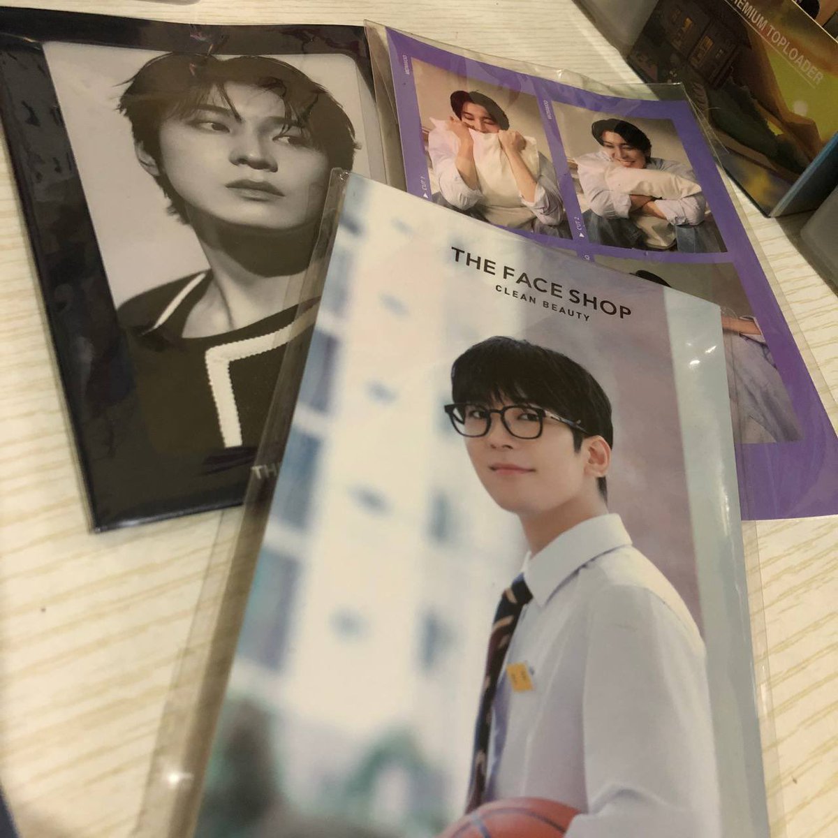 WTS LFB

Wonwoo TFS Set (extras 🤧)

₱400 set

DOP: 3 days/payo

- x sensi but in good condi, natambak lang talaga 😭

wts lfb wonwoo seventeen svt the face shop