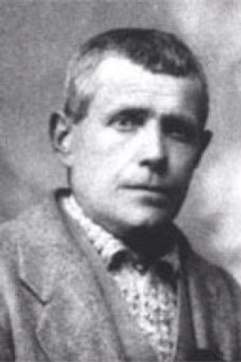 Thread
The #Righteous during World War Two
Lorenzo Perrone
The mason who saved Primo Levi
1/n
Born in 1904 in Fossano, in the province of Cuneo, Lorenzo Perrone saved the life of the famous writer Primo Levi when the two men found themselves in Auschwitz.