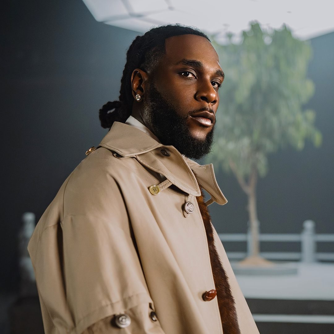 TurntableCharts's tweet image. .@burnaboy’s ‘No Sign Of Weakness’ debuts at No. 1 on this week's Official Top 100 Albums Chart in Nigeria
It sold 16,850 units during the tracking week of July 11 — July 17, the equivalent of 25.2 million on-demand streams
See full chart here bit.ly/3PcrIXG