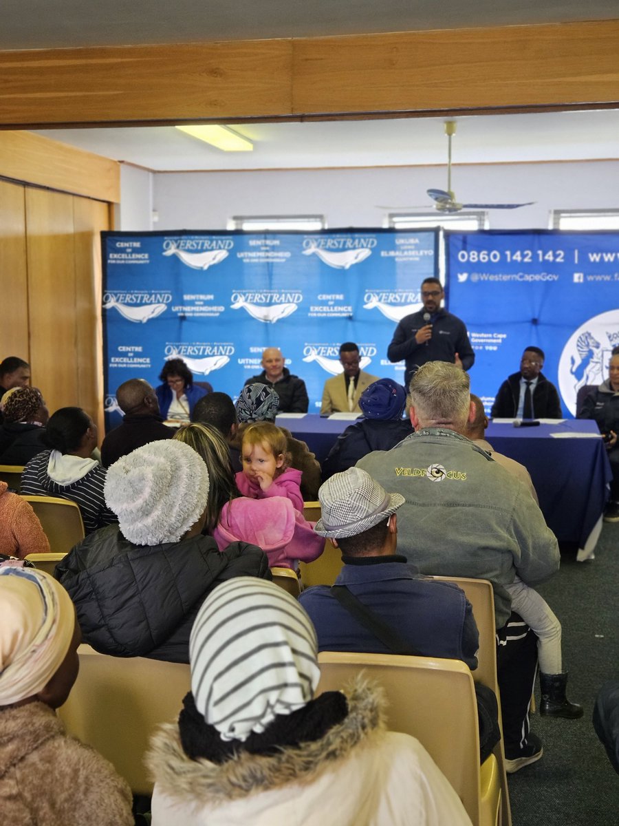 Min_TSimmers's tweet image. I am very grateful that we were able to hand over title deeds to 15 beneficiaries of the R58m housing project in Masakhane which delivered 295 housing units.
To own a home gives you dignity and it helps build a better future!
#Infrastructure #ForYou