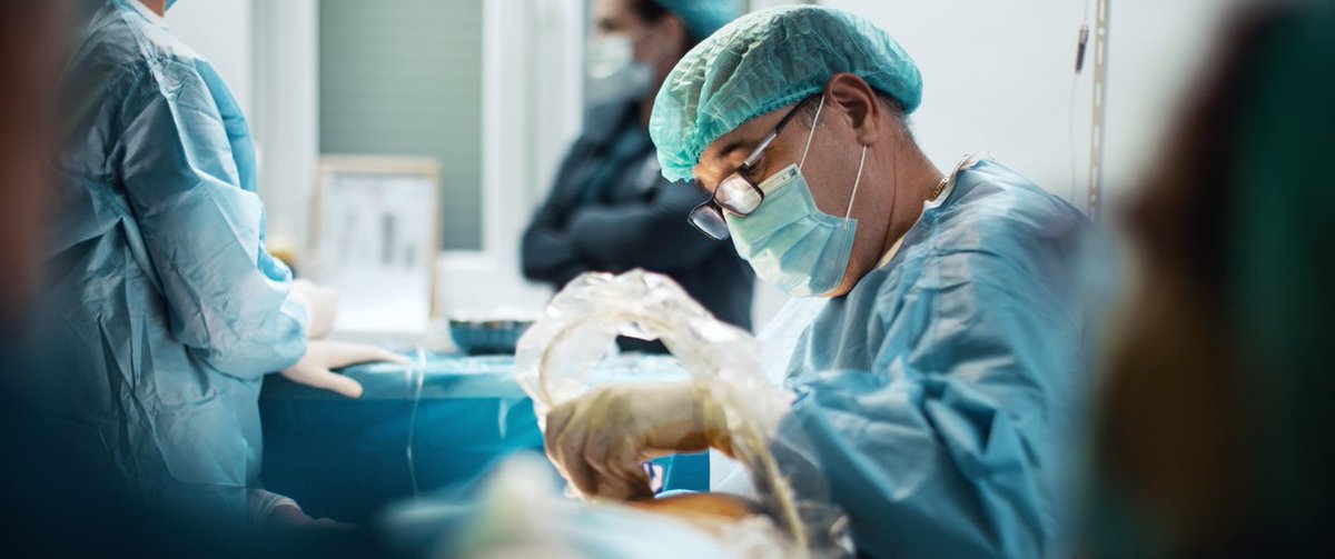 PennCardiology's tweet image. The Division of #VascularSurgery at @PennMedicine is now enrolling patients in the ZFEN+ #clinicaltrial led by #GraceWangMD.
The study expands treatment options for complex #aorticaneurysms using advanced endovascular grafts.
👉 spr.ly/6010fJpzE
