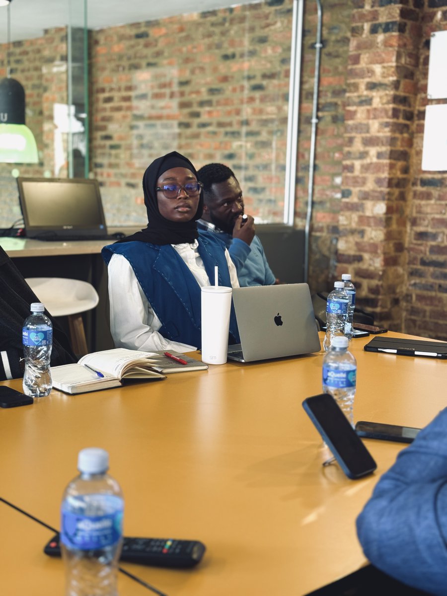 TshimologongIT's tweet image. On Tuesday, the Ghana Tech Policy Fellowship cohort visited us as part of their ongoing study tour. The group, made up of 14 fellows, represents a diverse mix of professionals from the private sector, academia, civil society, and government in Ghana.
@WitsUniversity @UnivofGh
