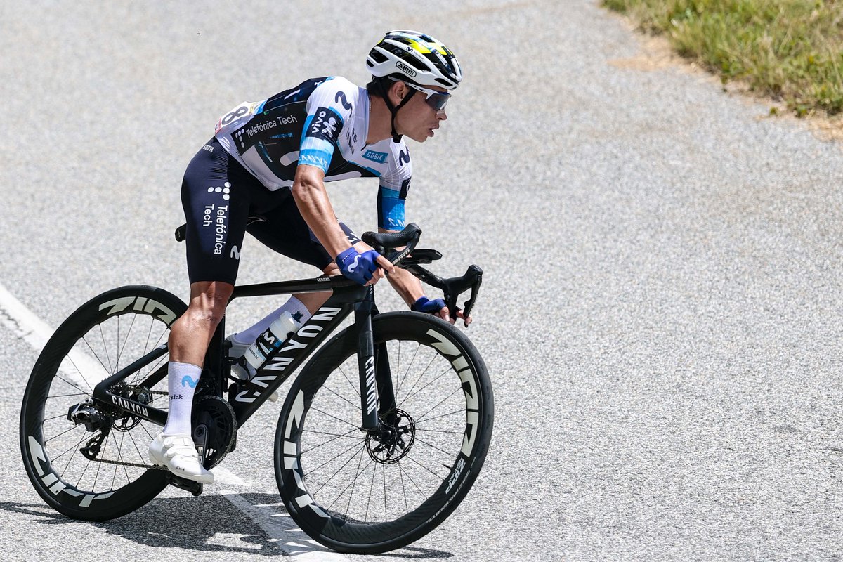 Movistar Team (@movistar_team) on Twitter photo <a href="/movistar_es/">Movistar España</a> <a href="/letour_es/">Tour de France ES</a> 🇨🇵 💛 #TDF2025 - 50 km para meta. Descendiendo la Madeleine, en cabeza <a href="/Einerrubio1/">Einer rubio</a> junto a 6 corredores.
#RodamosJuntos I <a href="/movistar_es/">Movistar España</a> <a href="/movistar_es/">Movistar España</a> <a href="/letour_es/">Tour de France ES</a> 🇨🇵 💛 #TDF2025 - 50 km para meta. Descendiendo la Madeleine, en cabeza <a href="/Einerrubio1/">Einer rubio</a> junto a 6 corredores.
#RodamosJuntos I <a href="/movistar_es/">Movistar España</a>