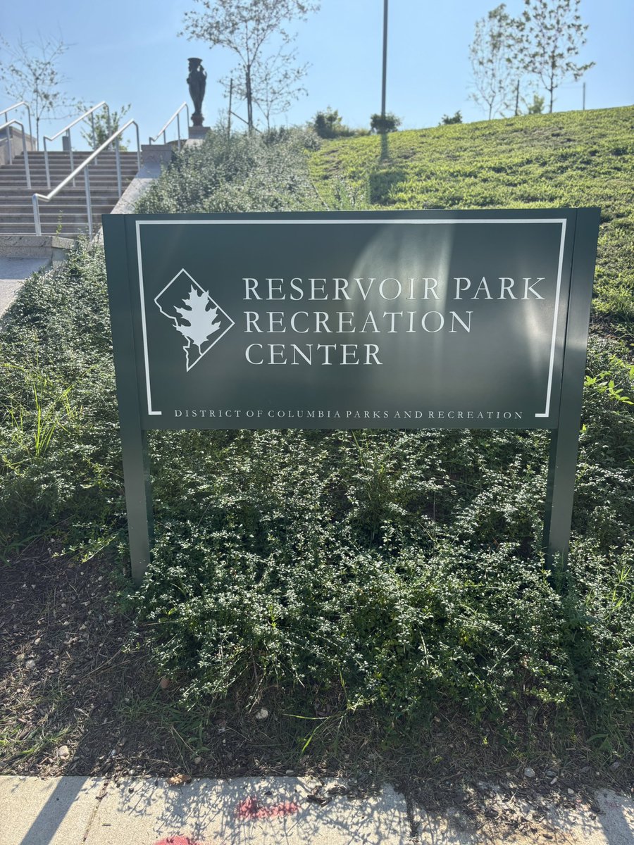 KevinRappDC's tweet image. Reservoir Park is looking great. Huge thanks to the Mayor’s Office, DGS, DPR, and the Reservoir District teams at EYA and Jair Lynch.
Not just a one-and-done—there’s real consistency now in upkeep and responsiveness. Government can work, and we’re grateful when it does.…