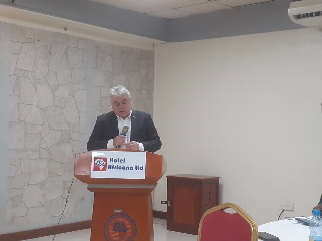 IrlEmbUganda's tweet image. This afternoon @IEAmbUganda met members of the Uganda-Ireland Fellowships Alumni who congratulated him upon a successful four year tour of duty! Members appreciated his stewardship, support &guidance that has kept the association vibrant, wishing him the best in the next posting.