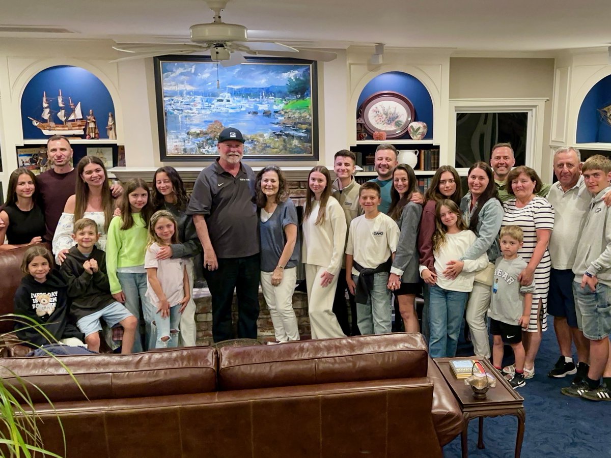 Honored to host Ukrainian Pastor Vadim Dashkevych’s family and fellow pastors for dinner last night. Love their passion for Jesus!