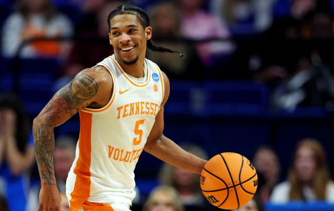 99.1 THE Sports Animal (@sportsanimal991) on Twitter photo "Troy Henderson is really going to make an impact. I know he's young and it's hard for younger guys to get on the court."
#VFL <a href="/Stevie_Hamer/">Stevie Hamer</a> joined <a href="/JWilkersonWNML/">John Wilkerson</a> & <a href="/JoelSilverberg/">Joel Silverberg</a> to talk the latest about <a href="/Vol_Football/">Tennessee Football</a>, <a href="/Vol_Hoops/">Tennessee Basketball</a>, & more.
omny.fm/shows/sportsta… "Troy Henderson is really going to make an impact. I know he's young and it's hard for younger guys to get on the court."
#VFL <a href="/Stevie_Hamer/">Stevie Hamer</a> joined <a href="/JWilkersonWNML/">John Wilkerson</a> & <a href="/JoelSilverberg/">Joel Silverberg</a> to talk the latest about <a href="/Vol_Football/">Tennessee Football</a>, <a href="/Vol_Hoops/">Tennessee Basketball</a>, & more.
omny.fm/shows/sportsta…