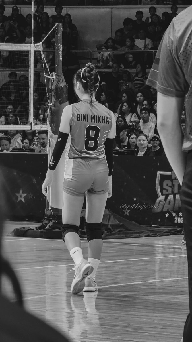 mikhaforever_'s tweet image. See you again at next yearβs ASG, jersey #8!