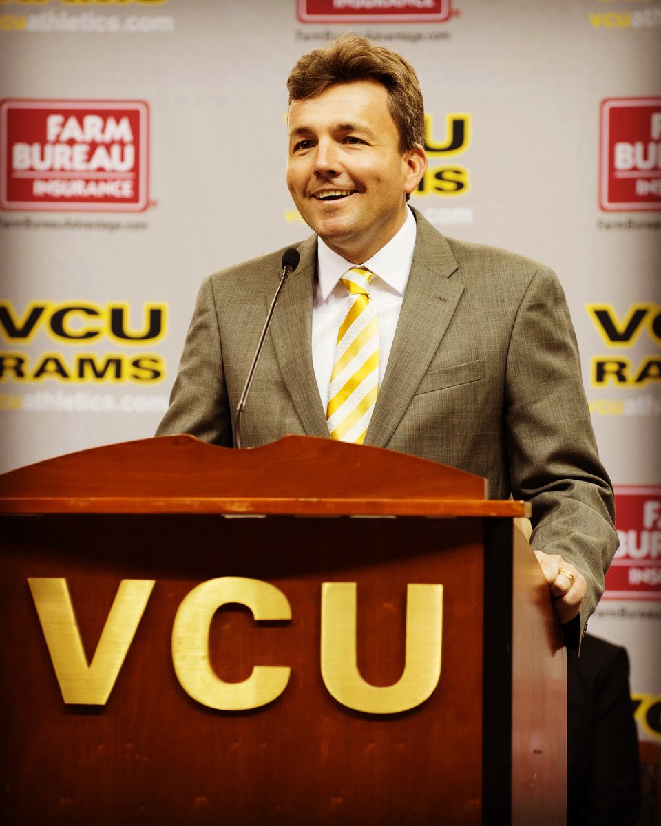 GoVCURamsAD's tweet image. This picture turned 13 yrs old today. The first press conference of many at VCU. Remember how some of you thought this glorious hair wasn’t real?