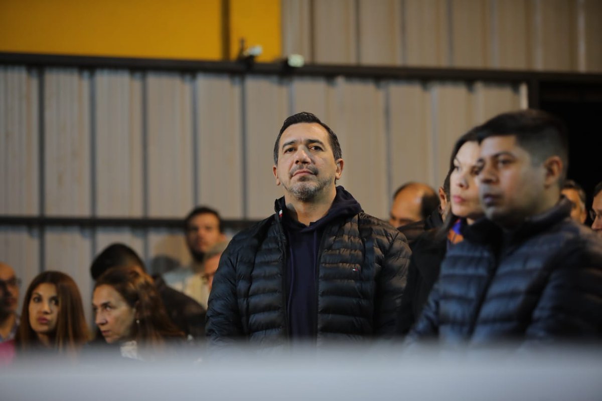 javiersaezok's tweet image. #SANTOTOMÉ | El trabajo provincia-municipio dio sus frutos y las obras están a la vista: por eso tenemos que seguir por el mismo camino, con @JPValdesok y @PedroBraillardP en la gobernación; y @augustosuaidok y Carlos Farizano en la intendencia.
¡Vamos Corrientes!