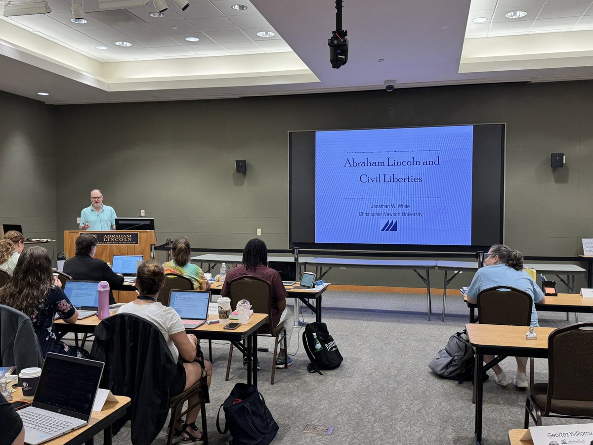 mremrich1's tweet image. Join us online for the 2025 @Gilder_Lehrman @ALPLM Reframing Lincoln Seminar. Today’s lecture is over Abraham Lincoln and Civil Liberties. Here’s the link to sign-up: gilderlehrman.org/professional-d…