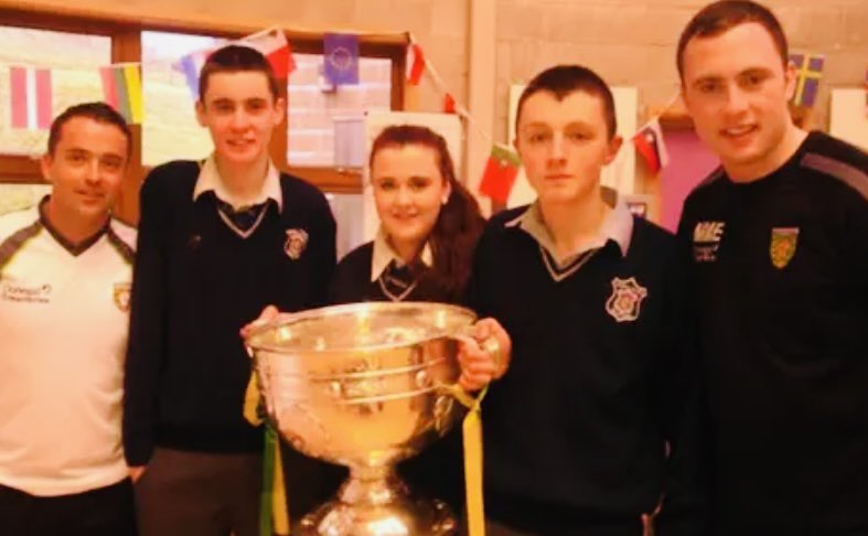 Mulroy College (@mulroycollege) on Twitter photo A wee throwback to 2012, when SAM MAGUIRE came to visit Mulroy College 💚💛 Here’s hoping we get another visit in 2025! 💚💛 <a href="/officialdonegal/">CLG Dhún na nGall</a>
#donegalgaa A wee throwback to 2012, when SAM MAGUIRE came to visit Mulroy College 💚💛 Here’s hoping we get another visit in 2025! 💚💛 <a href="/officialdonegal/">CLG Dhún na nGall</a>
#donegalgaa