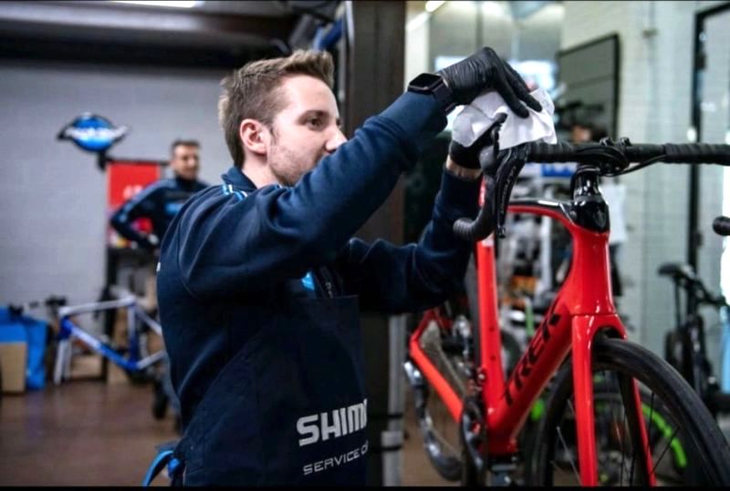 ebikesinternatl's tweet image. Shimano EU & Cycling Industries Europe Launch Survey to Tackle Bicycle Mechanic Shortage #cycling #ebikes #cargobikes tinyurl.com/yvc5z8es