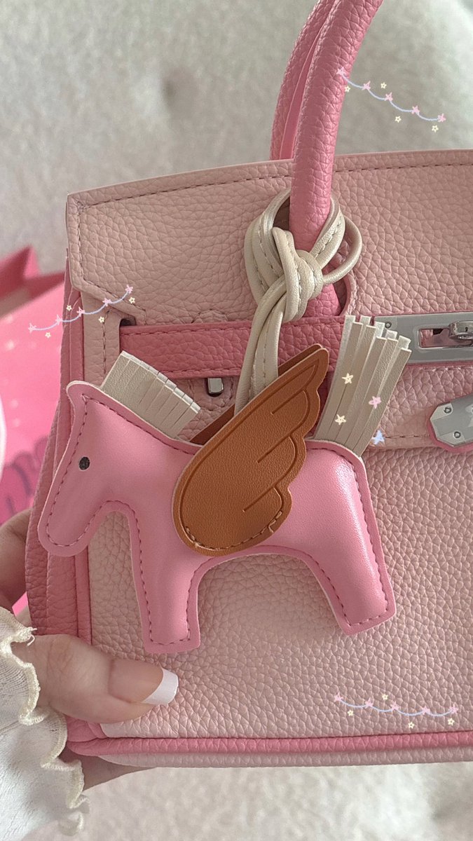 🎀🤍👛🪞🏹🦢