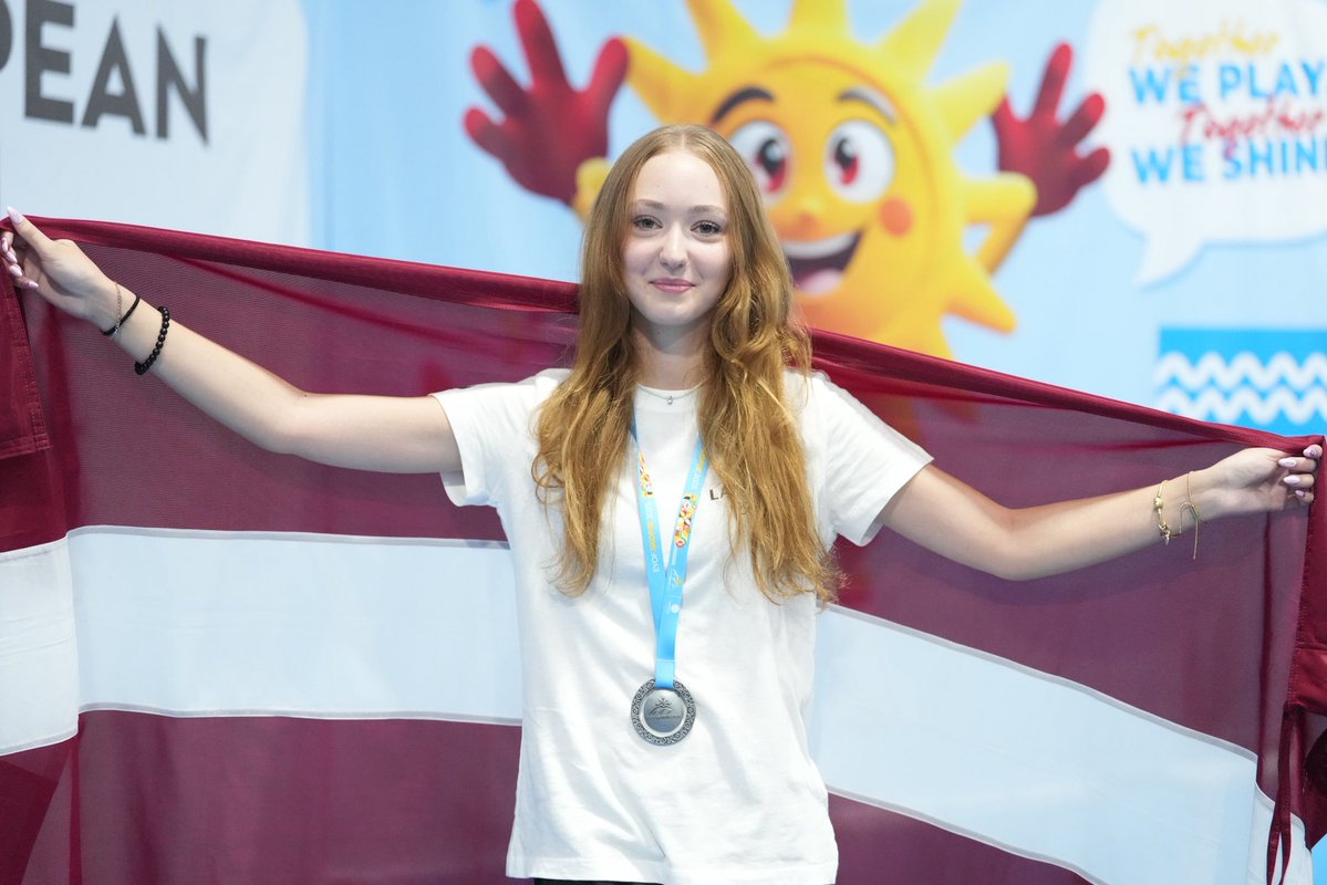 LOK (@olimpiade_lv) on Twitter photo 🥈SUDRABS!!!🇱🇻🥳 Eiropas Jaunatnes Olimpiskajā festivālā <a href="/Skopje2025/">European Youth Olympic Festival Skopje 2025</a> Anete Tukiša izcīna sudraba medaļu 10m šaušana ar pneimatisko šauteni solo!
Apsveicam un lepojamies! 🤩
#KomandaLatvija #KopāStiprāki
📷 LOK/ Edijs Pālens/ LETA
<a href="/IZM_gov_lv/">Izglītības un zinātnes ministrija</a> <a href="/dacemelbarde/">Dace Melbārde</a> 🥈SUDRABS!!!🇱🇻🥳 Eiropas Jaunatnes Olimpiskajā festivālā <a href="/Skopje2025/">European Youth Olympic Festival Skopje 2025</a> Anete Tukiša izcīna sudraba medaļu 10m šaušana ar pneimatisko šauteni solo!
Apsveicam un lepojamies! 🤩
#KomandaLatvija #KopāStiprāki
📷 LOK/ Edijs Pālens/ LETA
<a href="/IZM_gov_lv/">Izglītības un zinātnes ministrija</a> <a href="/dacemelbarde/">Dace Melbārde</a>