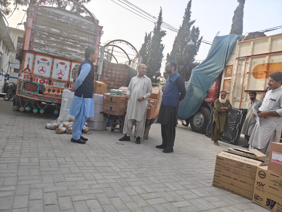 HealthDepartme5's tweet image. Under the diligent oversight of Health Secretary Balochistan, vital medicines from MSD are being dispatched to Jafferabad,Naseerabad,Usta Muhammad&Sohbatpur — ensuring equitable & timely healthcare access.
@bakhtkakar43 @PakSarfrazbugti @BBhuttoZardari
