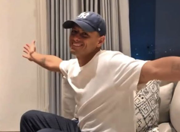Enrique Galván Ochoa (@galvanochoa) on Twitter photo 🔵 #Twiteratti
¿Entonces Chicharito machista predica que el hombre debe ser proveedor y la mujer quedarse en casa… pero su ex lo demandó por no pagar la pensión de sus hijos? El chiste se cuenta solo.
✍🏼Marco Alvarez <a href="/aacmarco/">Marco Alvarez</a>
👉🏼 jornada.com.mx/2025/07/24/opi… 🔵 #Twiteratti
¿Entonces Chicharito machista predica que el hombre debe ser proveedor y la mujer quedarse en casa… pero su ex lo demandó por no pagar la pensión de sus hijos? El chiste se cuenta solo.
✍🏼Marco Alvarez <a href="/aacmarco/">Marco Alvarez</a>
👉🏼 jornada.com.mx/2025/07/24/opi…