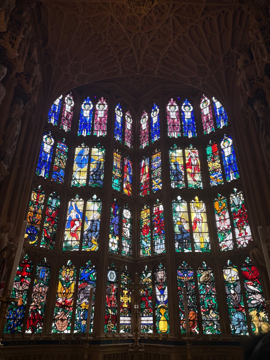ColumbusState's tweet image. Away to Oxford, UK!🇬🇧✈️
CSU students explored the city of Oxford, where they studied the city's history, novels by C.S. Lewis and J.R.R. Tolkien, and read poetry about WW1 and WW2 to analyze the effects of war on England during those time periods.